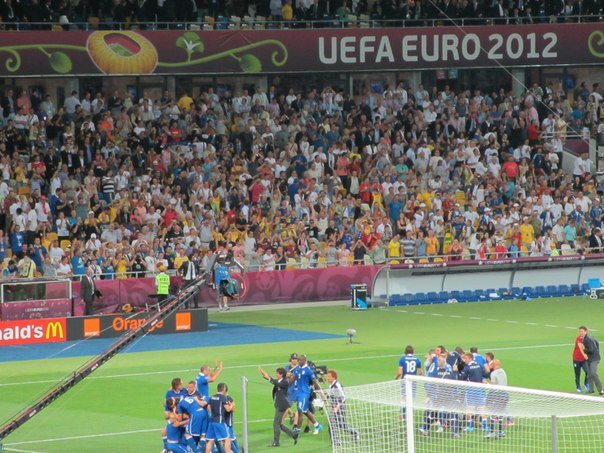 ЕВРО 2012 (финальный турнир) - Страница 26 02L24Dd9N0Y