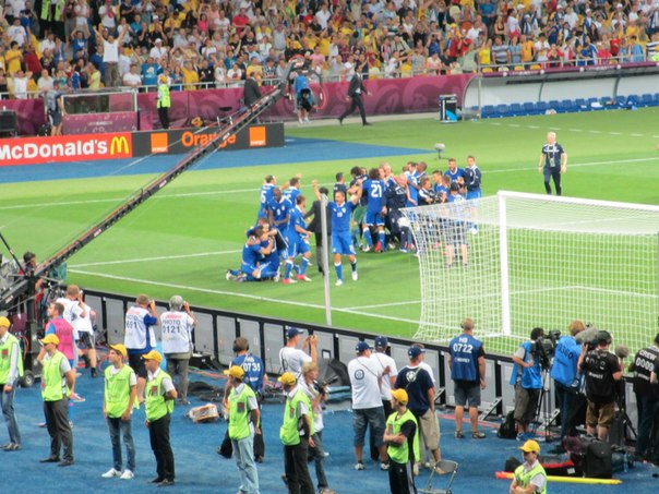 ЕВРО 2012 (финальный турнир) - Страница 26 UQExS5a9X0s