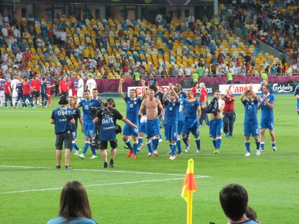 ЕВРО 2012 (финальный турнир) - Страница 26 HaU4W9KHrg8